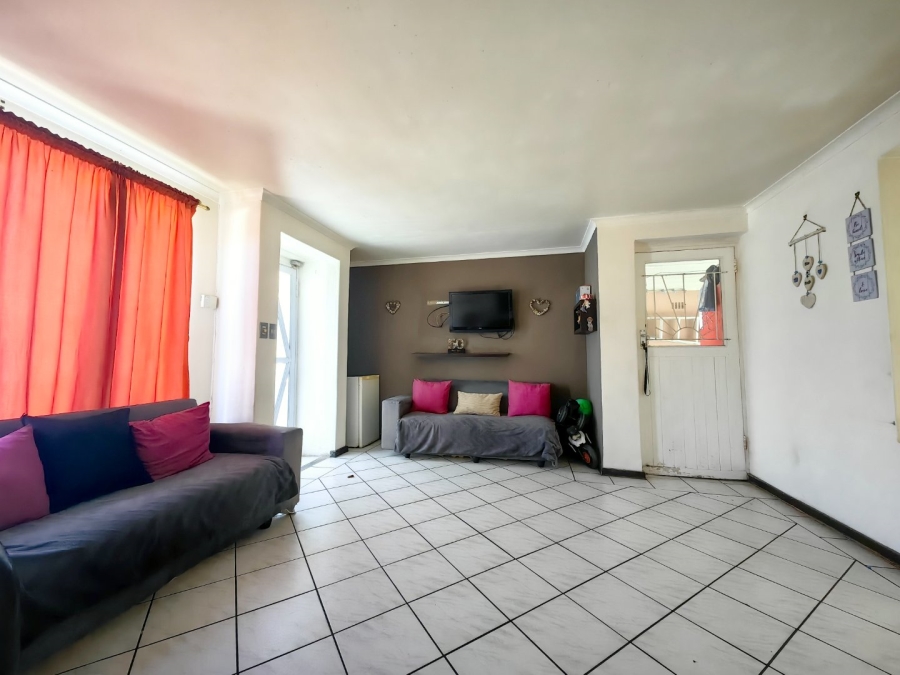 3 Bedroom Property for Sale in Portlands Western Cape